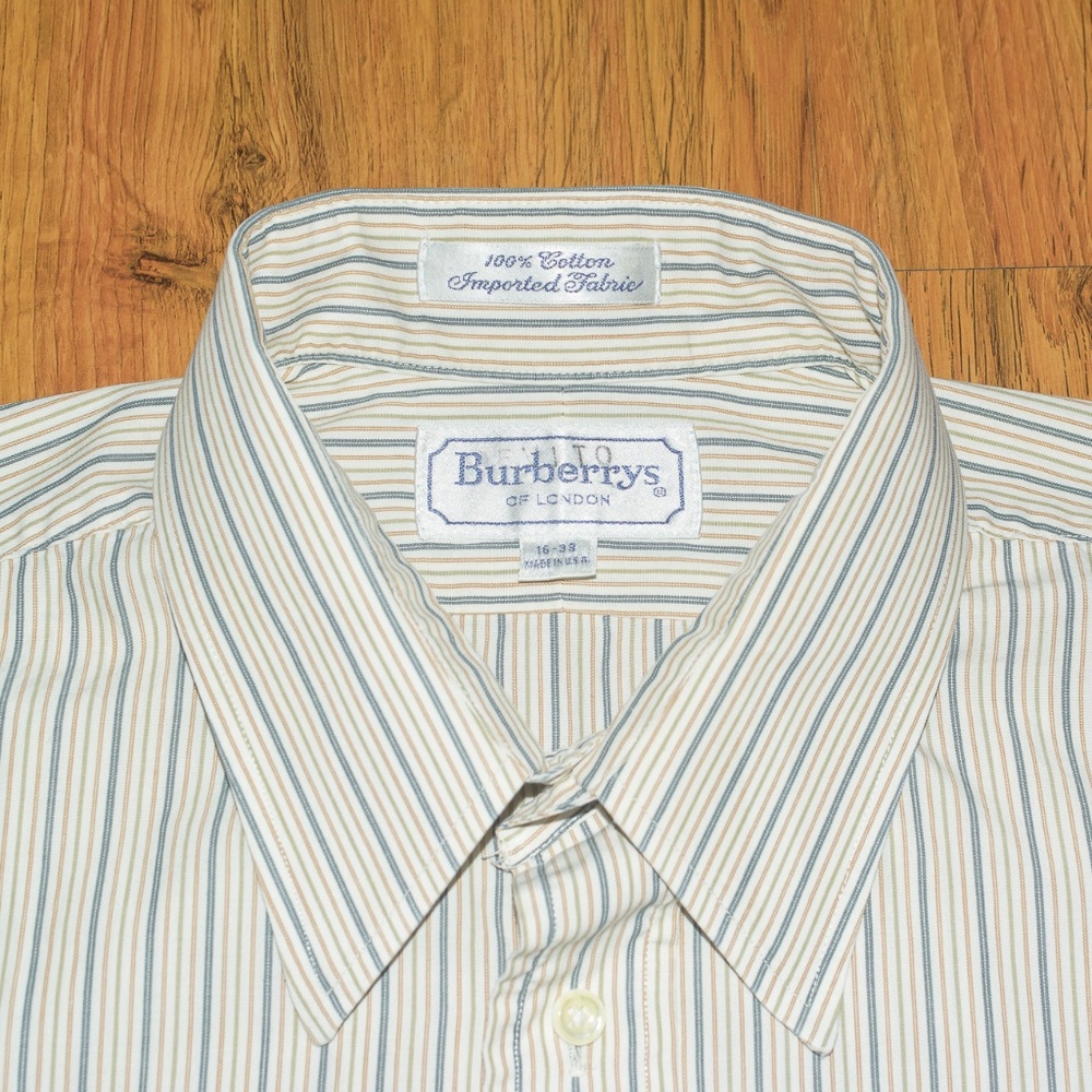 BURBERRYS OF LONDON BUTTON DOWN SHIRT